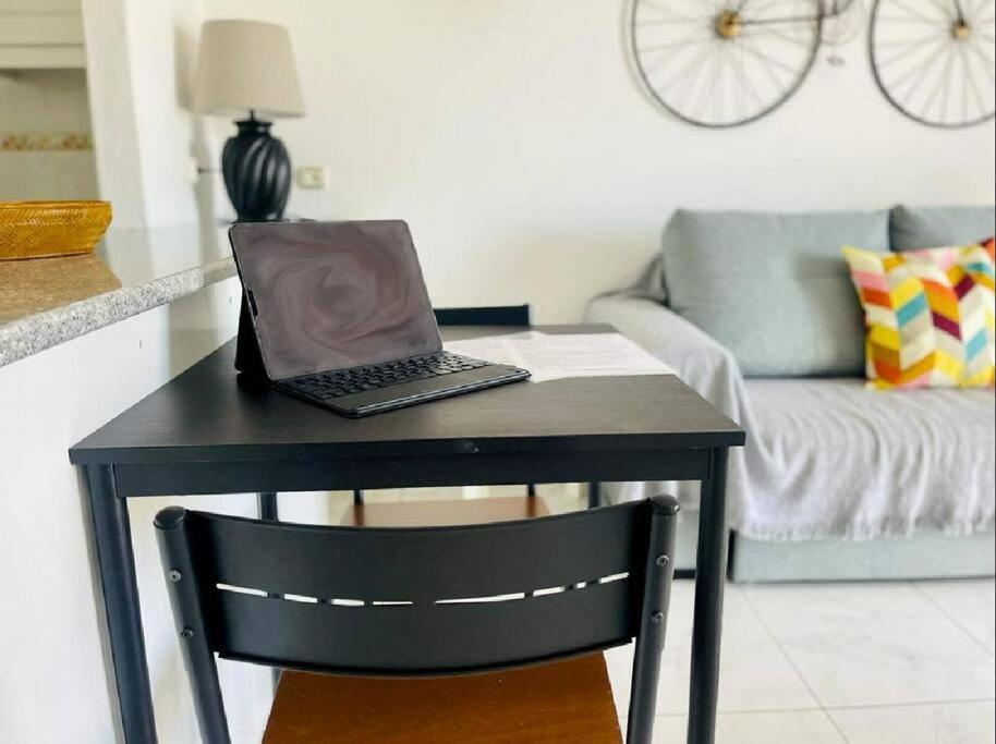 Comfy Home With Large Terrace Five Minutes From Ocean Los Cristianos  Εξωτερικό φωτογραφία
