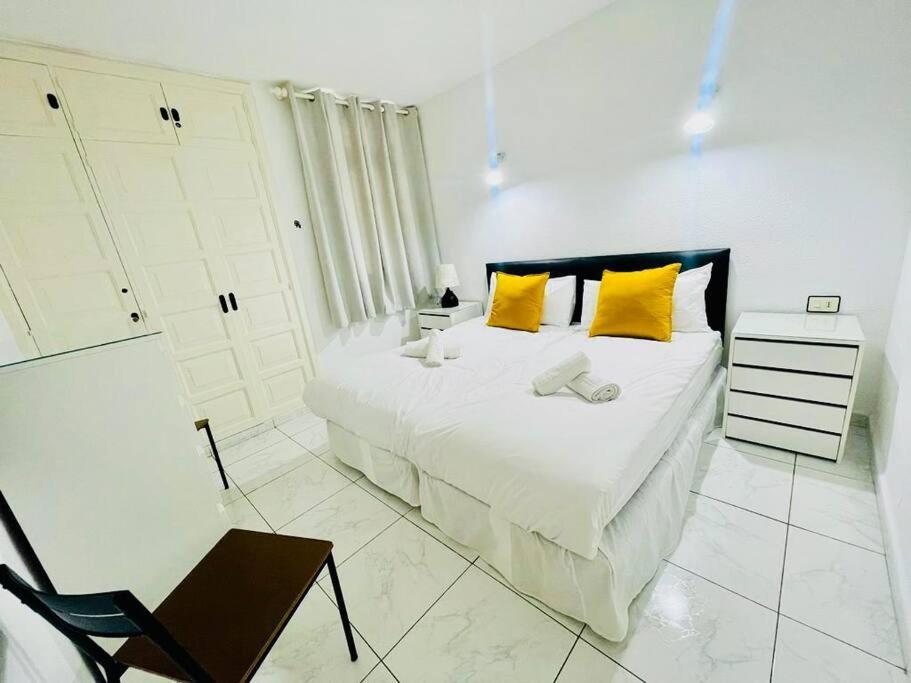 Comfy Home With Large Terrace Five Minutes From Ocean Los Cristianos  Εξωτερικό φωτογραφία